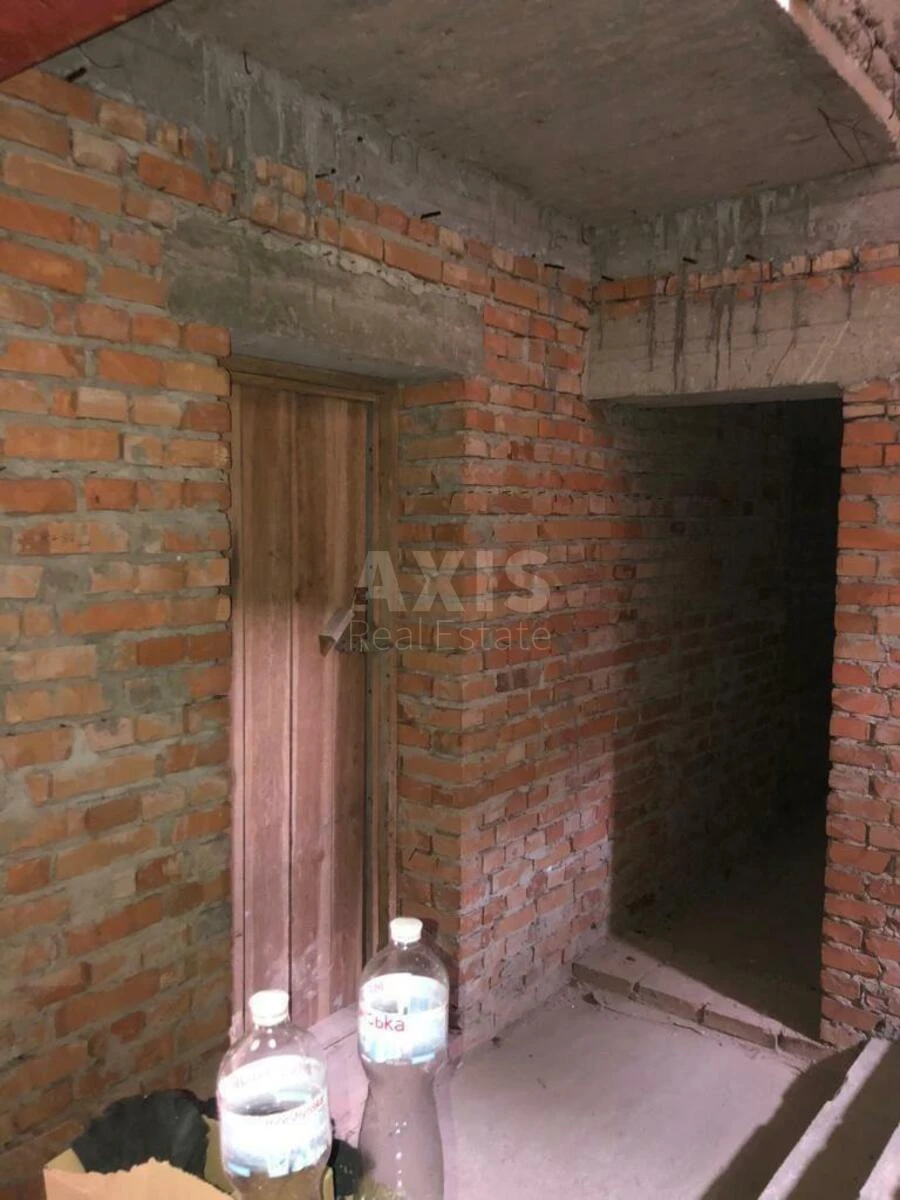 Дoм ул. Приветная, 500м2, город Киев525227