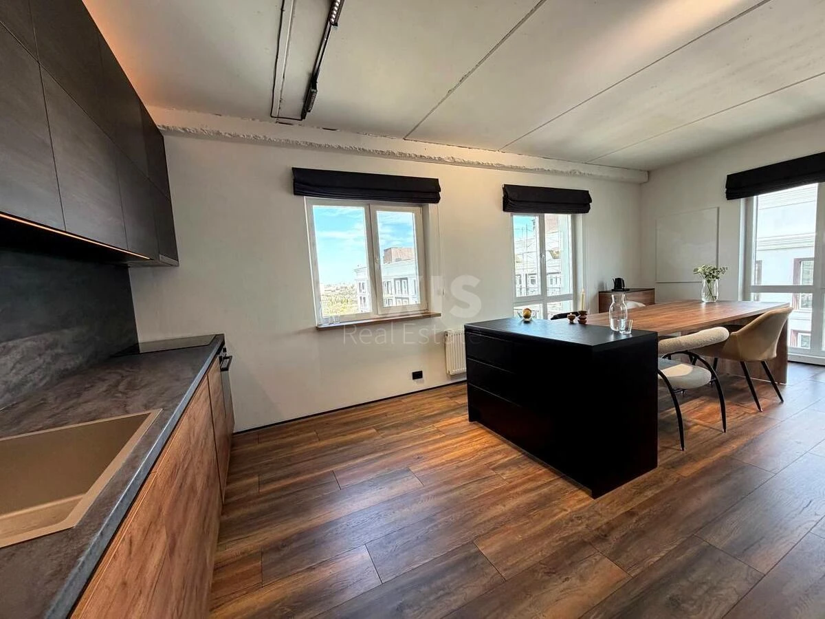 3k apartment vul. Myhajla Maksymovycha 28Е677206