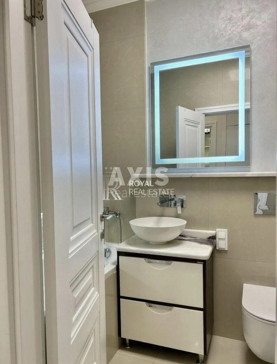 1k apartment vul. Zhyljans'ka 686931311