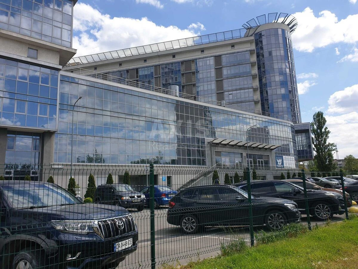 Объект торговли бул. Дарницкий 8В, 6200м2708700