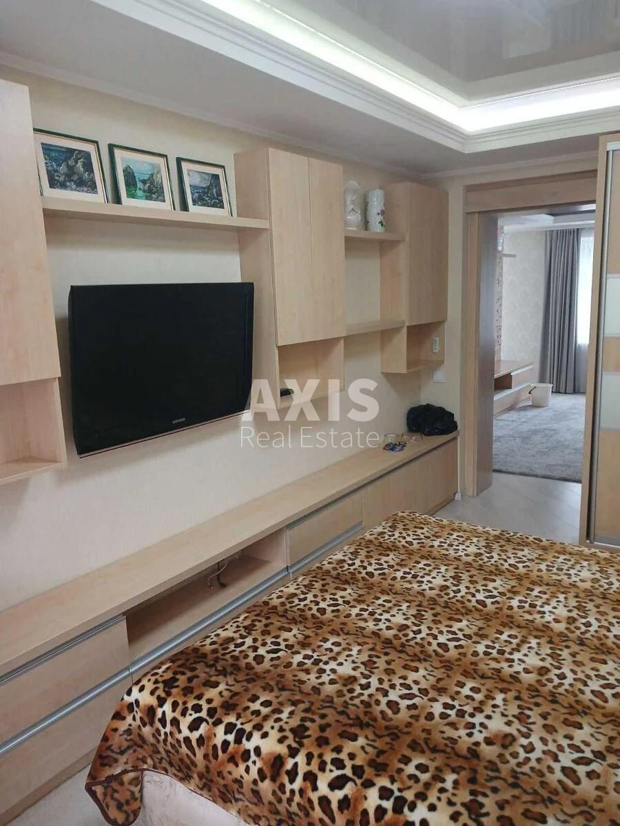 2к квартира пр-т Голосеевский 110546899