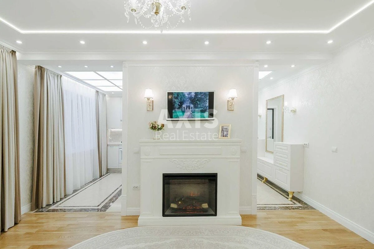 1k apartment pr-t Berestejskij 7Б611646