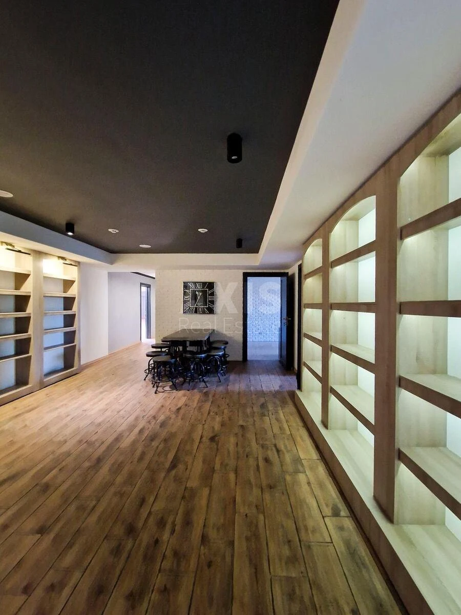 Office vul. Jaroslavs'ka 56А, 539m268134