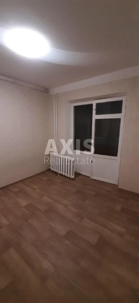1k apartment pr-t Dmytra Pavlychka Three B709491