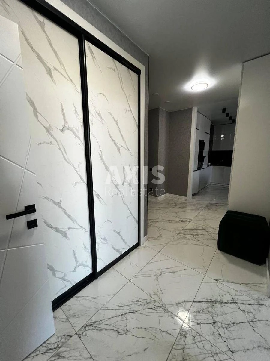 2k apartment vul. Sverstjuka Jevgena 44115210