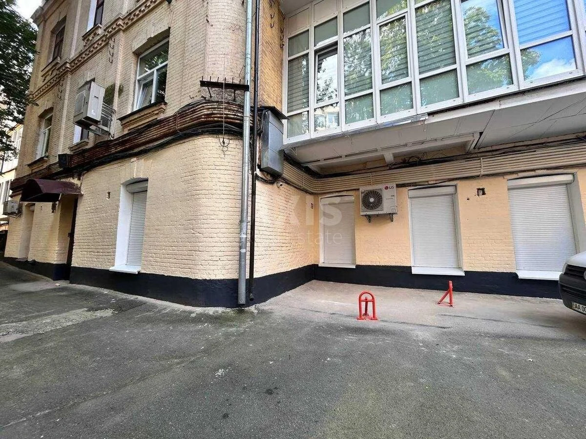 Office vul. Bohdana Stupky 3, 81m27122120