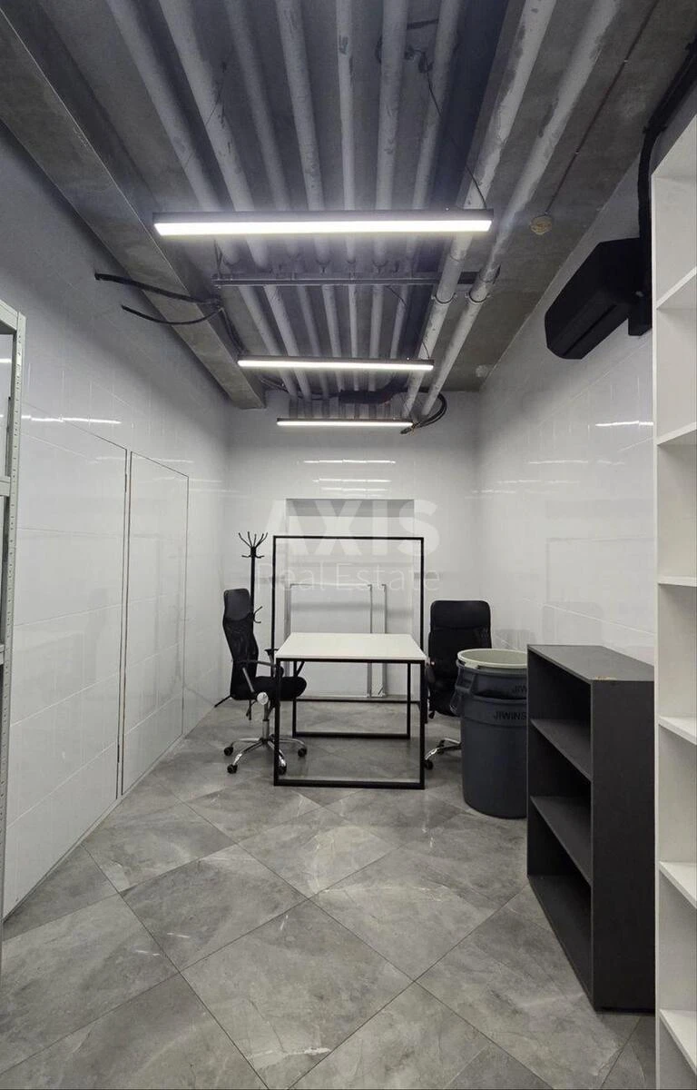Офис ул. Красиловская 9, 700м27175116