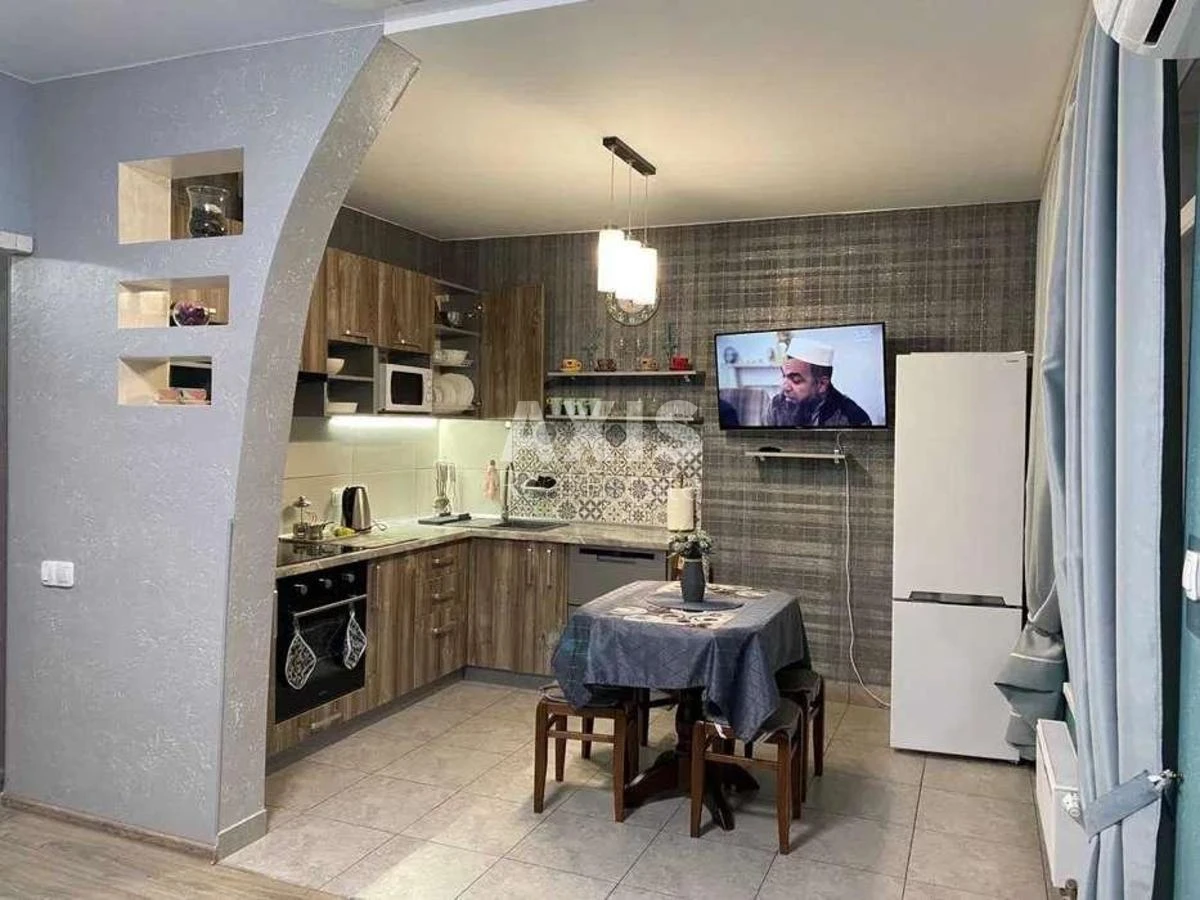 1к квартира пр-т Берестейский 67308247