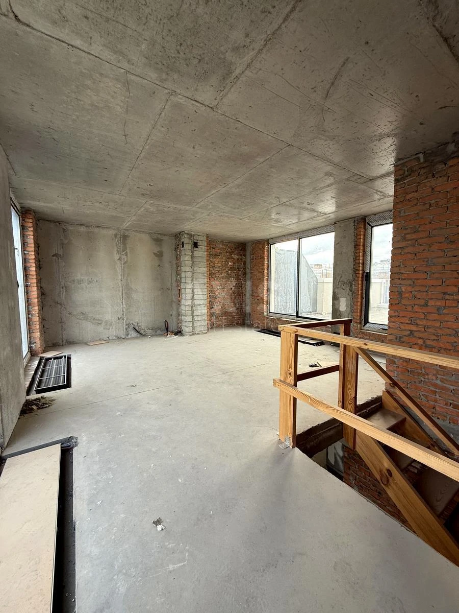 3k apartment doroga Naberezhno-Rybal's'ka 3631614