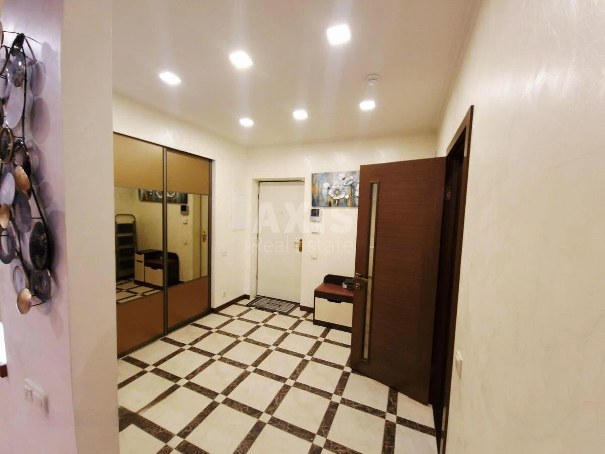 2к квартира пр-т Голосеевский 60695357