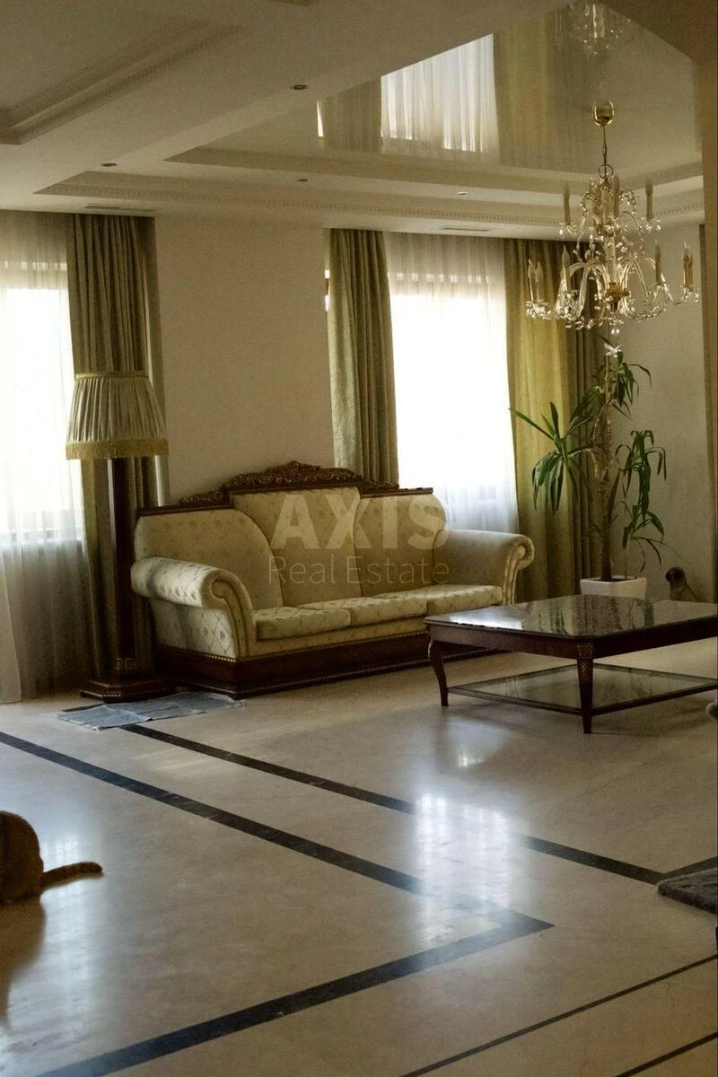 4k apartment vul. Zhyljans'ka 30А655802