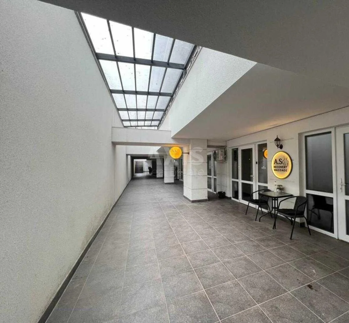 Trade object vul. Myhajla Maksymovycha 26, 41m2