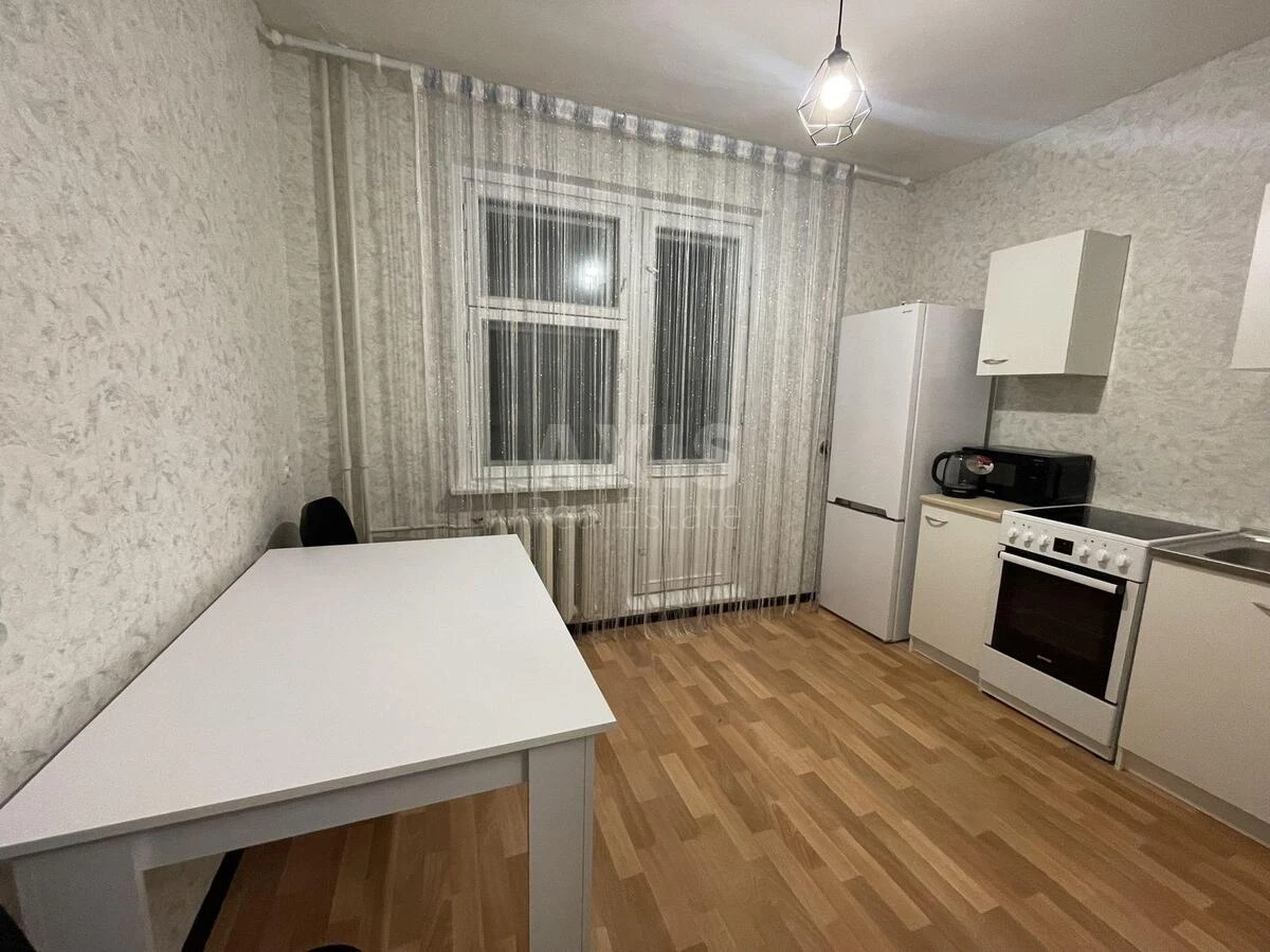 1к квартира ул. Автозаводская 63716876