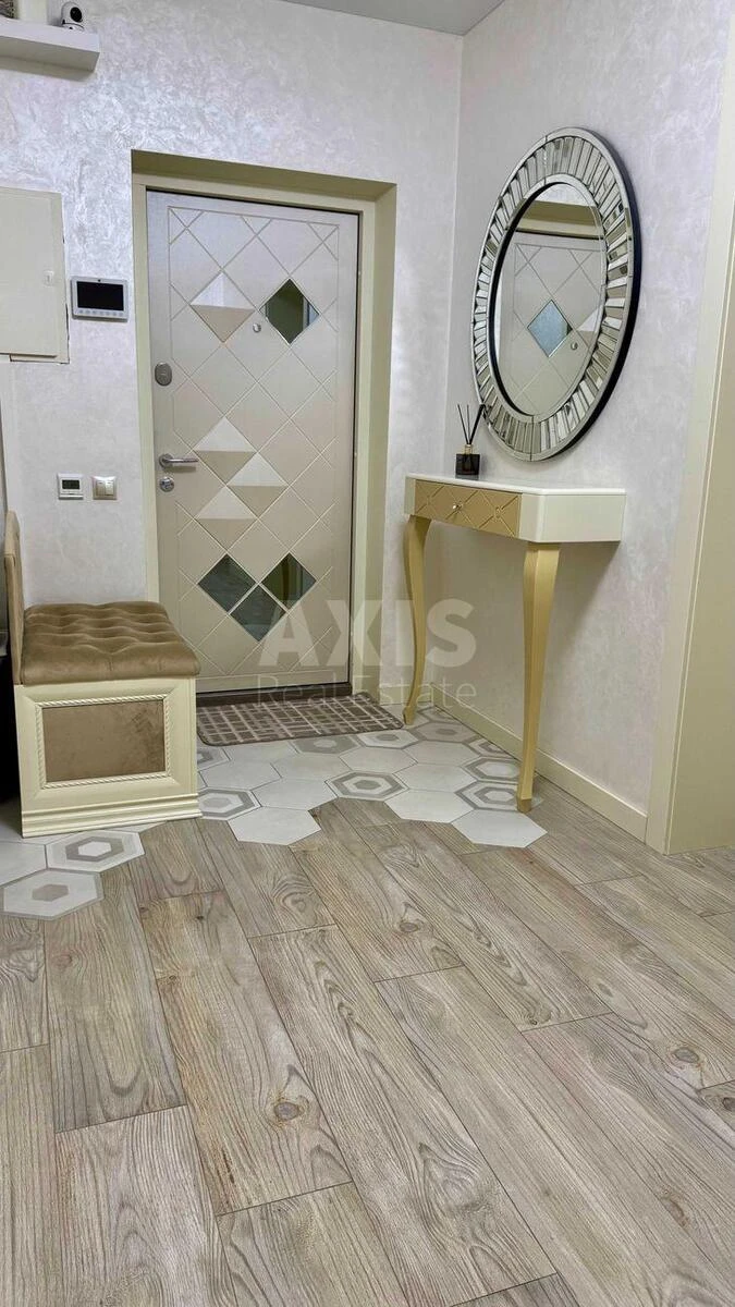 3k apartment vul. Metrologichna 546864417