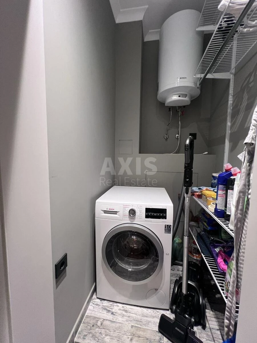 1k apartment vul. Preobrazhens'ka 8Б642899