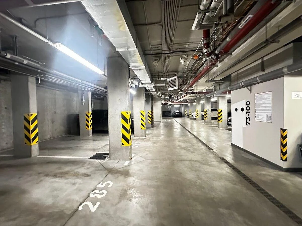 4k apartment vul. Saljutna 2561867