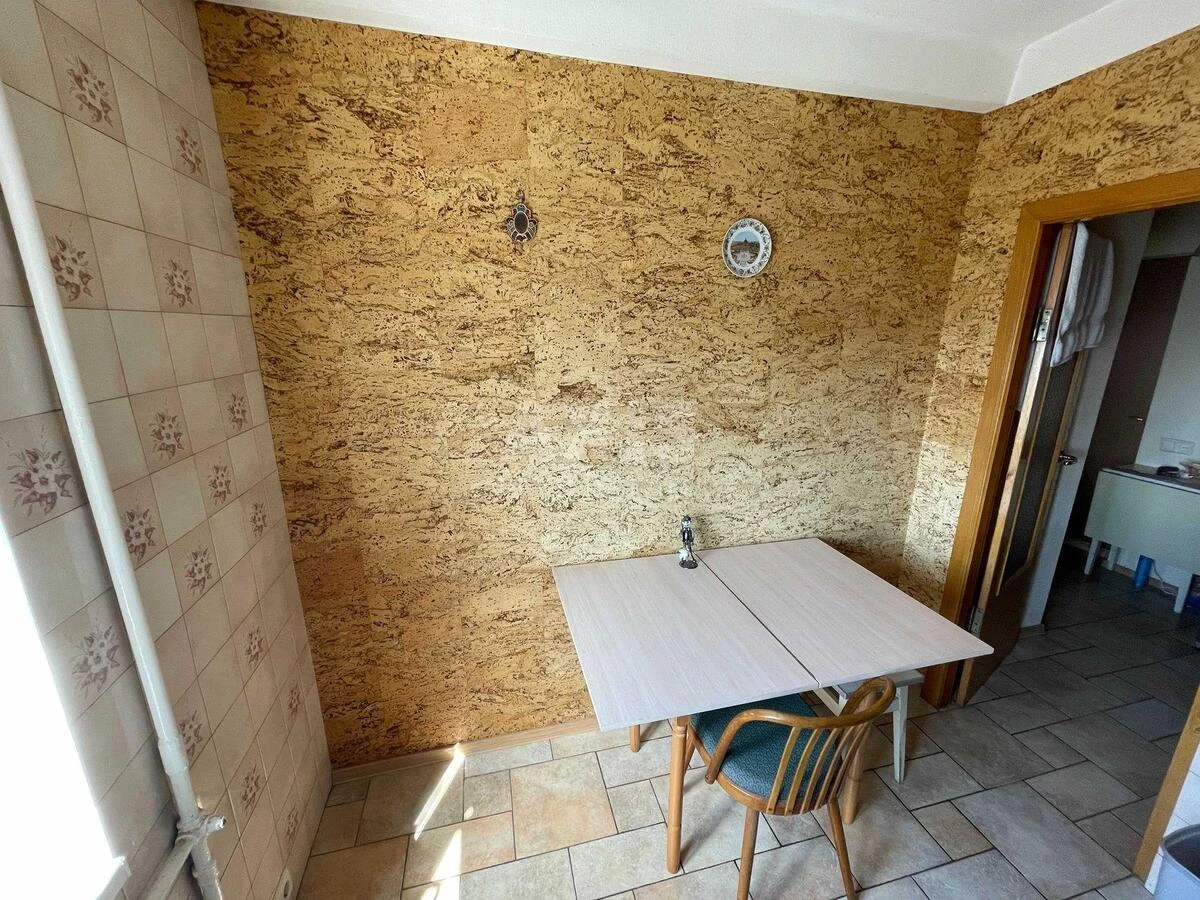 2k apartment vul. Miljutenka 15671881