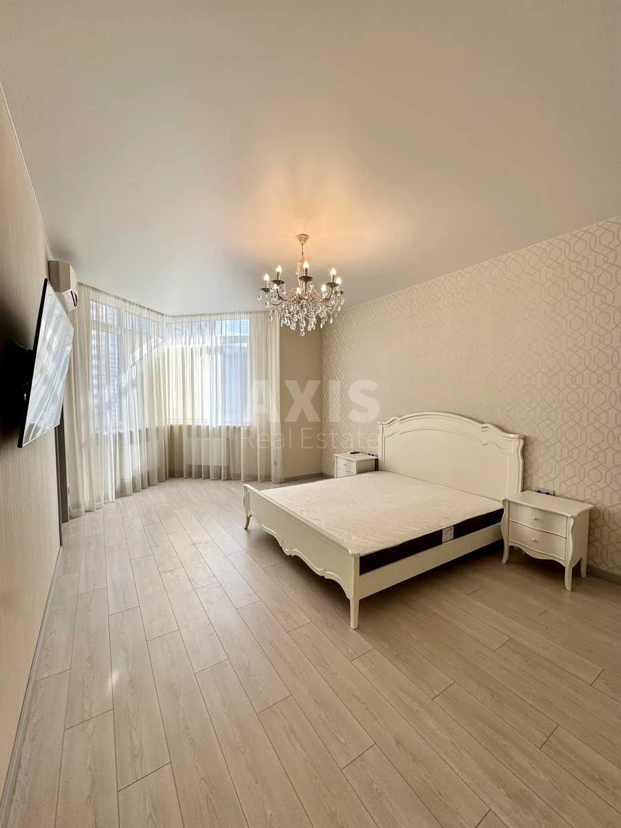 3к квартира ул. Андрея Верхогляда 14А7036913