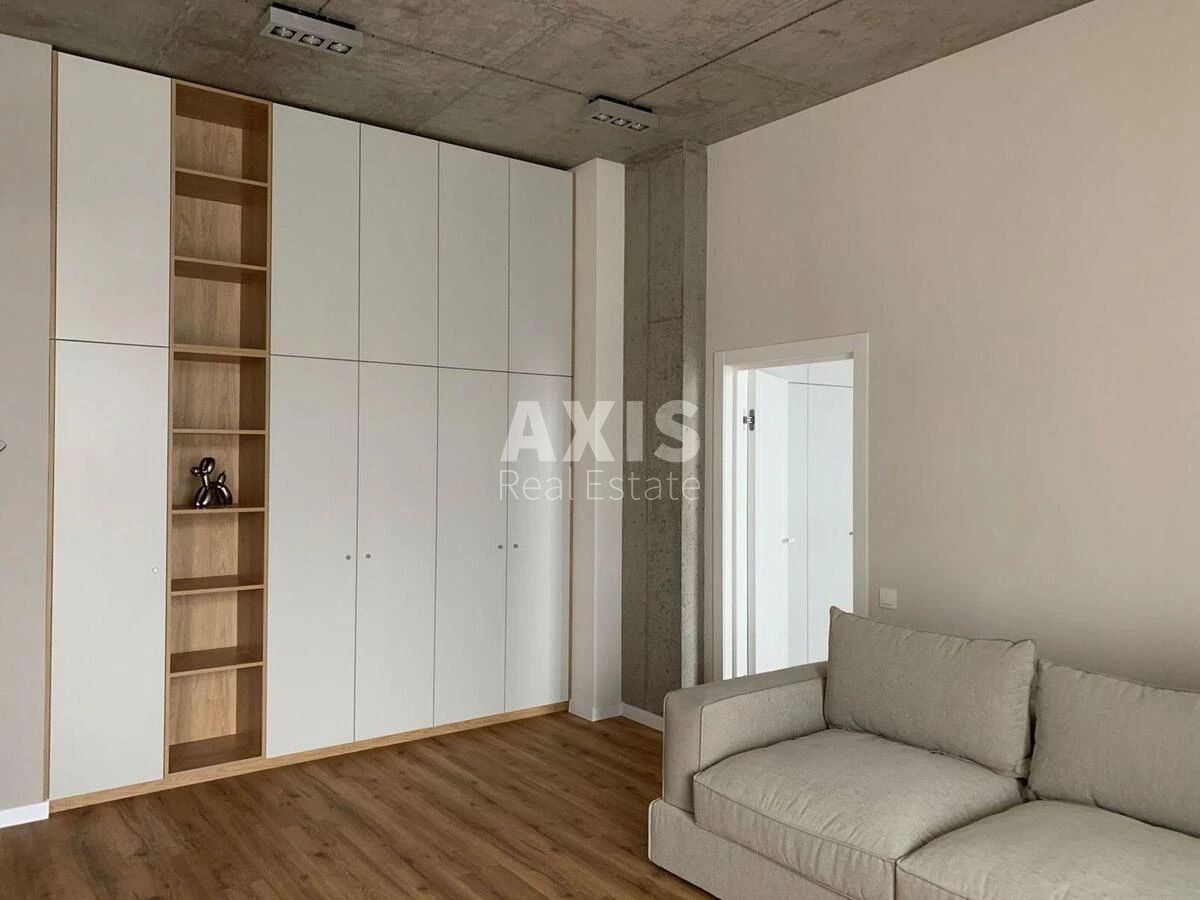 2k apartment pr-t Berestejskij 42602268