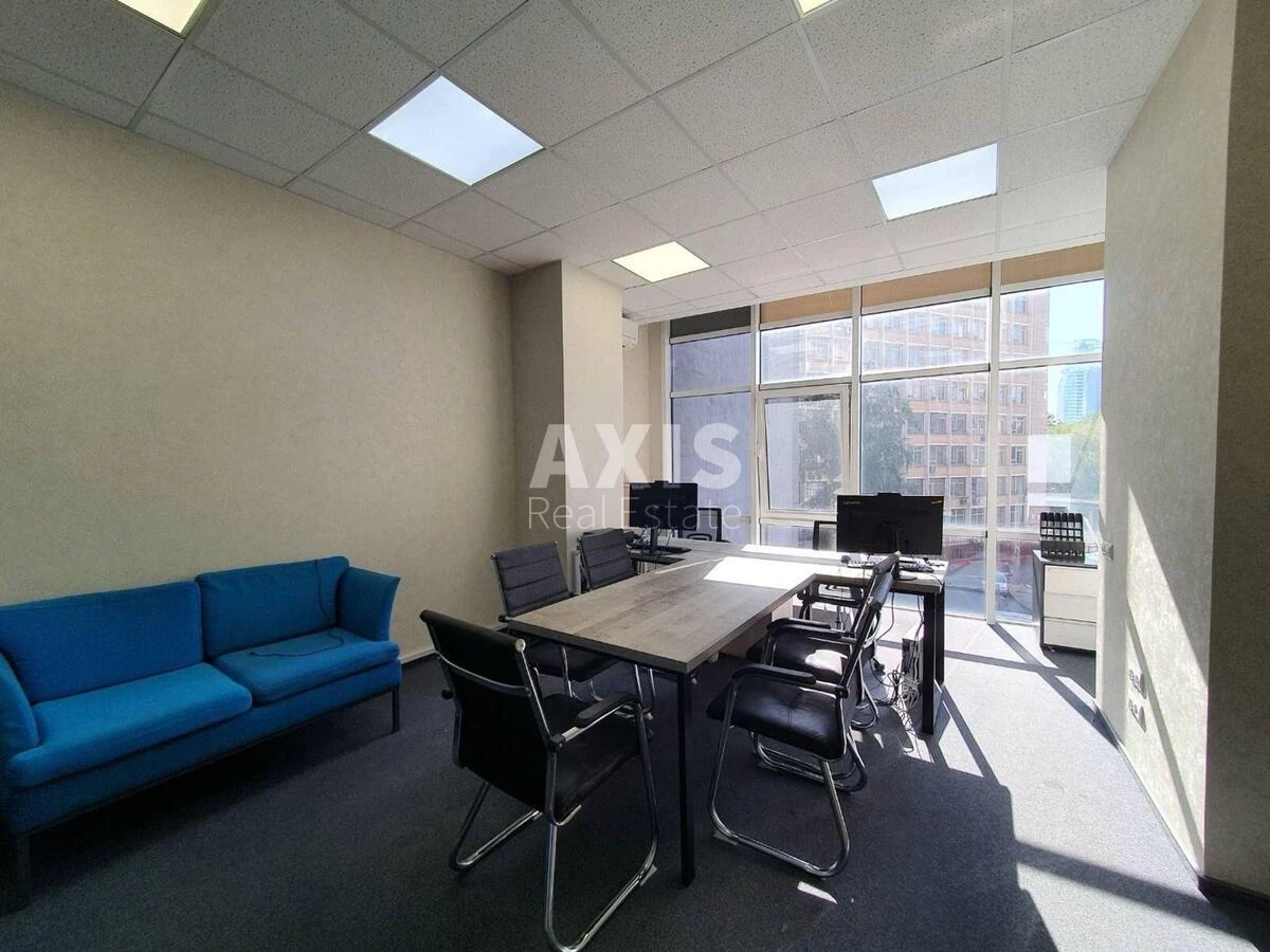 Офис ул. Евгения Коновальца 36Д, 133м248455