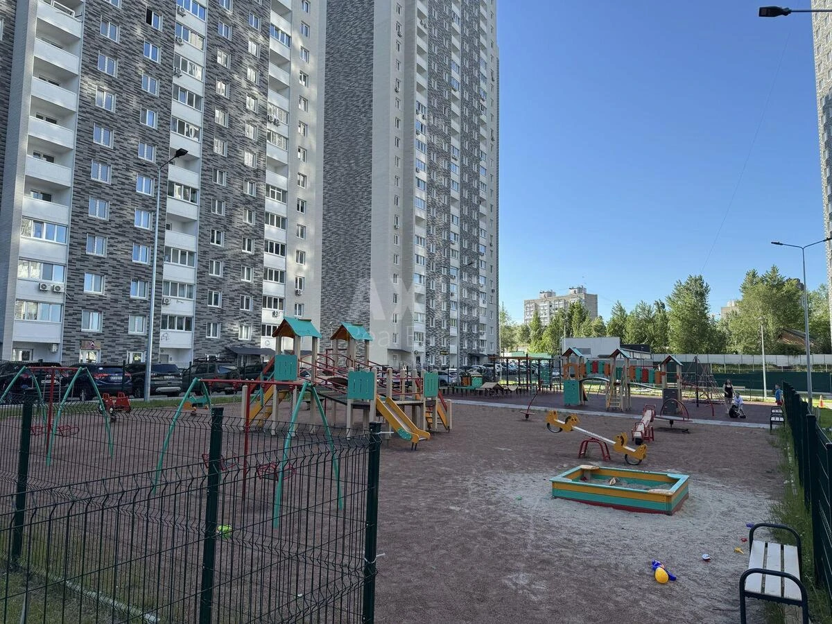 1к квартира ул. Коноплянская 22Б6956213