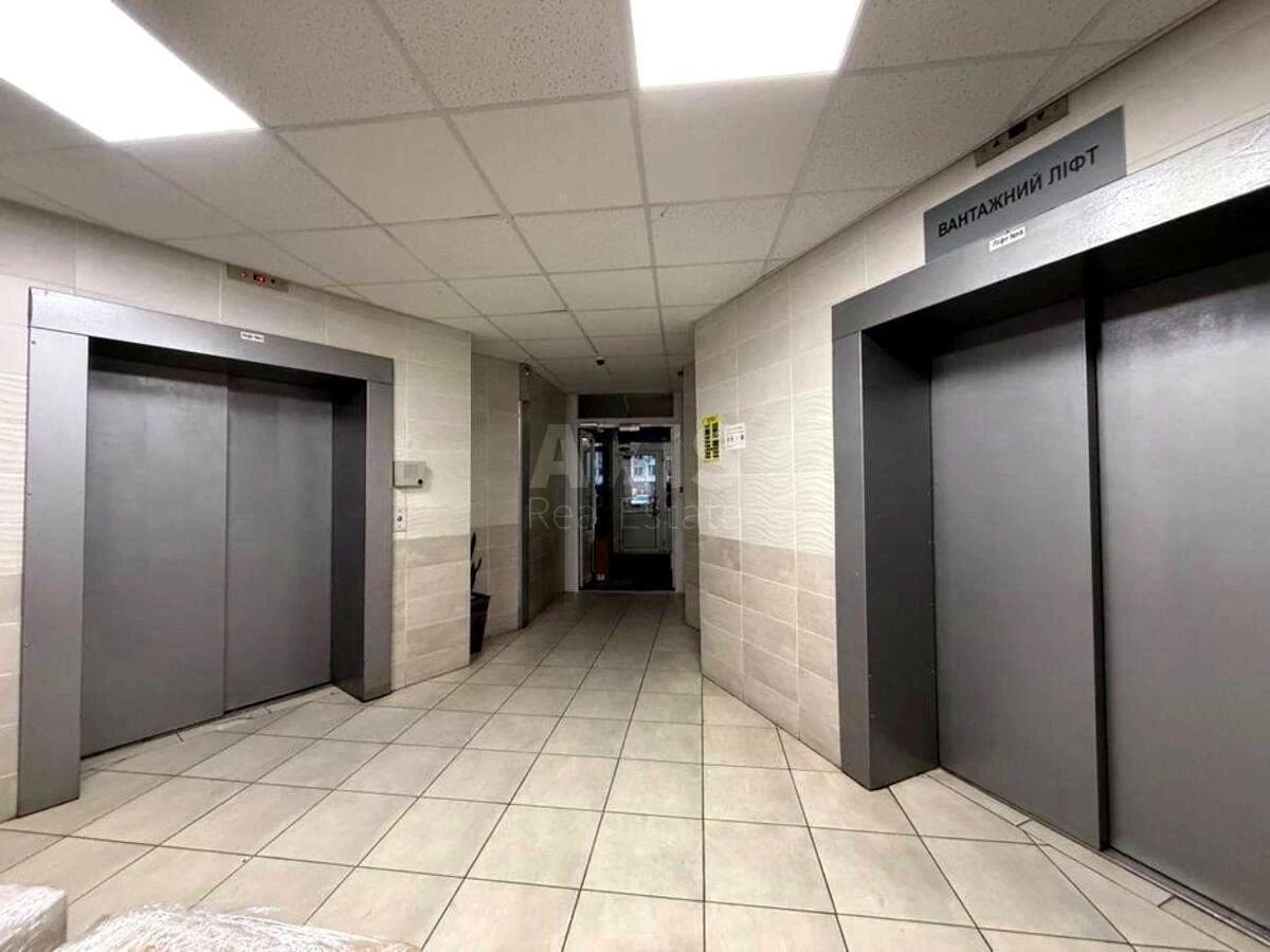 2k apartment vul. Sribnokil's'ka 16646512