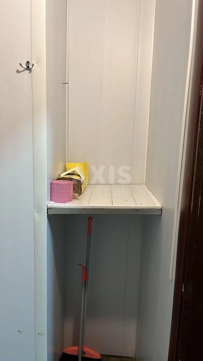 1k apartment vul. Svitla 3718026