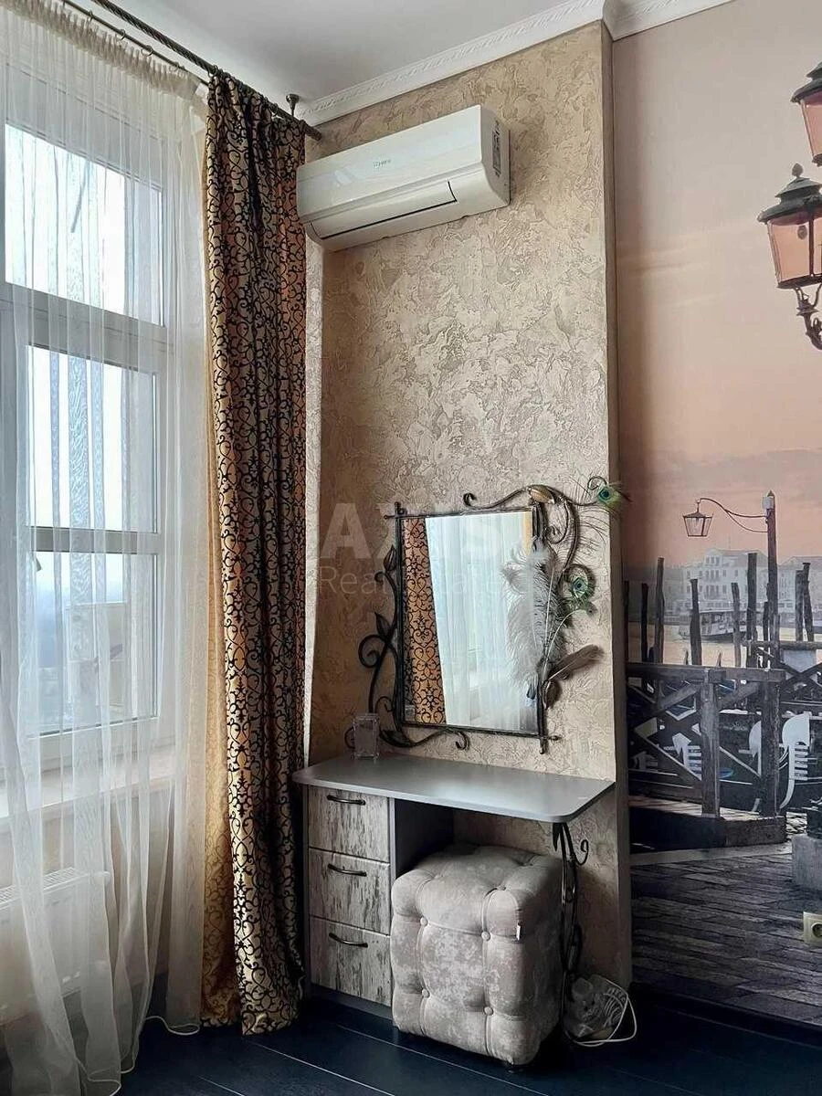 1k apartment vul. Parkovo-Syrec'ka 4В687672