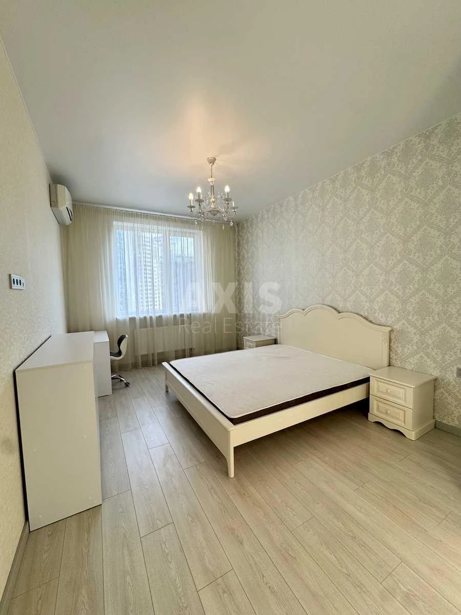 3к квартира ул. Андрея Верхогляда 14А7036910