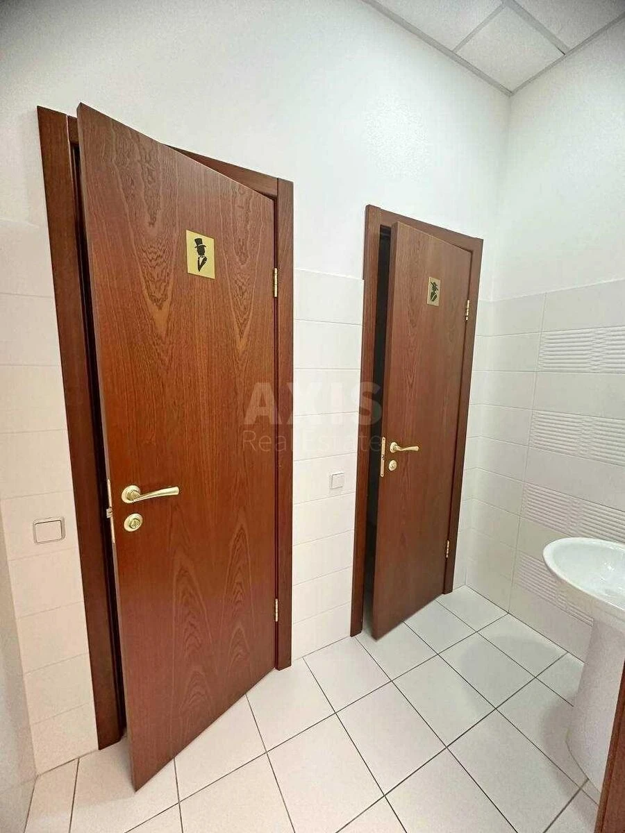 Office prov. Ohots'kyj 7, 184m27045711