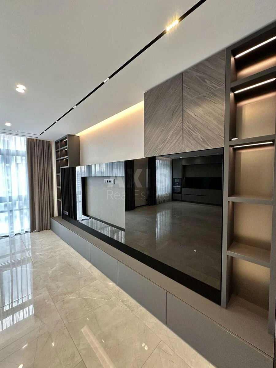 4k apartment vul. Saperne Pole 5А60083