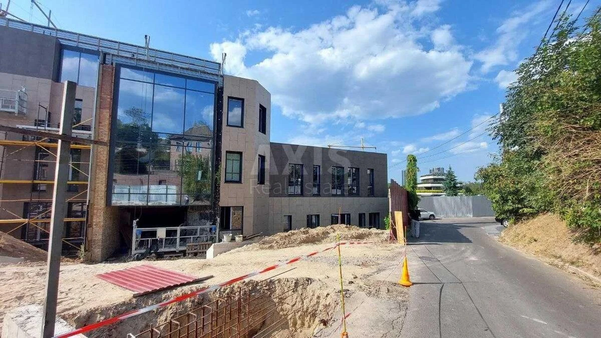 Trade object vul. Lomakivs'ka 20, 2500m2673993