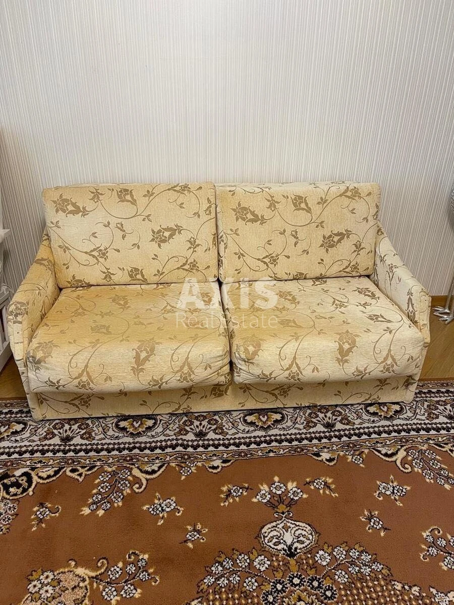 1к квартира ул. Карела Чапека 8557137