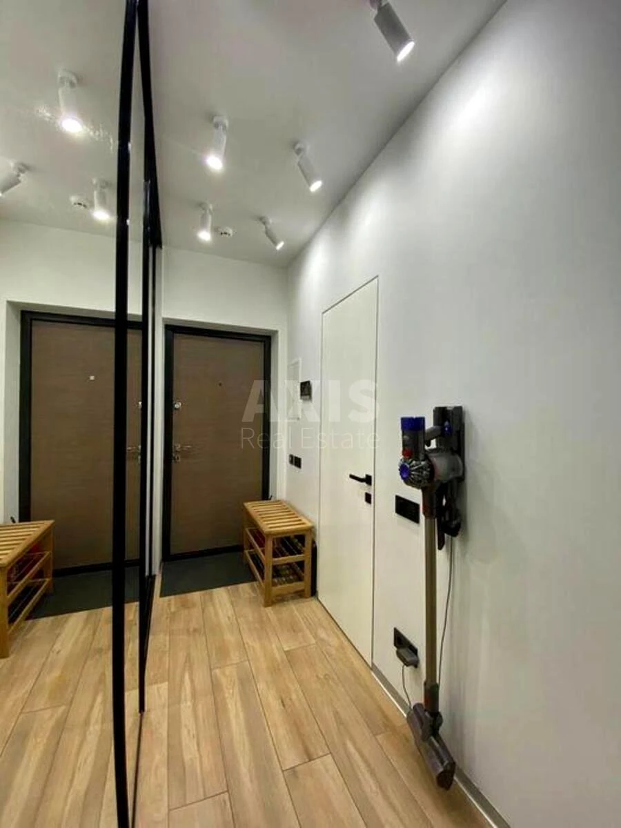 2k apartment vul. Saljutna 2Б644678