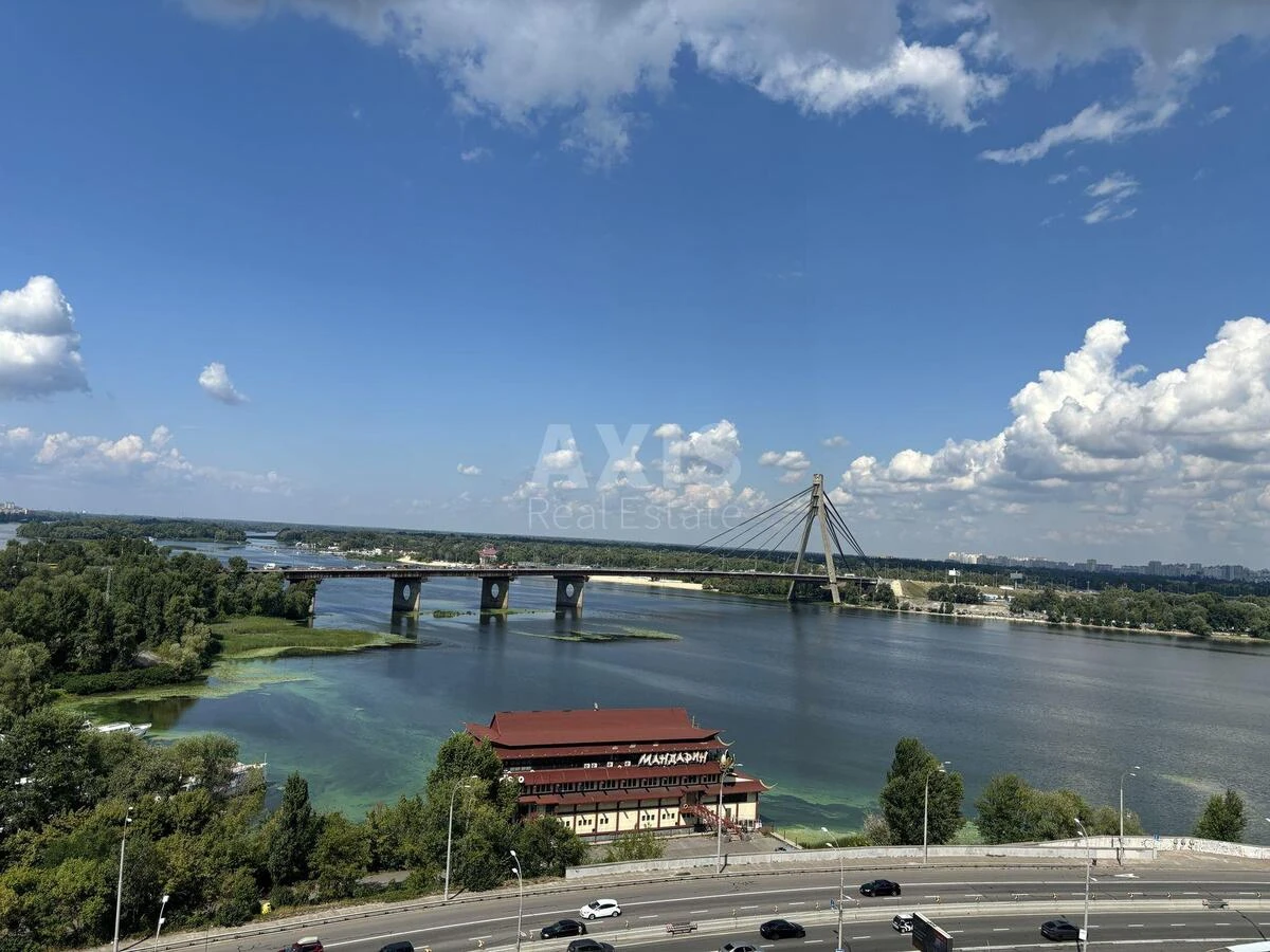 1к квартира пр-т Бандеры Степана 32Д6451612