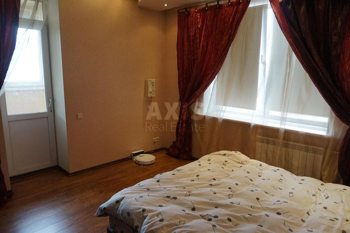 3k apartment vul. Amosova Mykoly 4580484