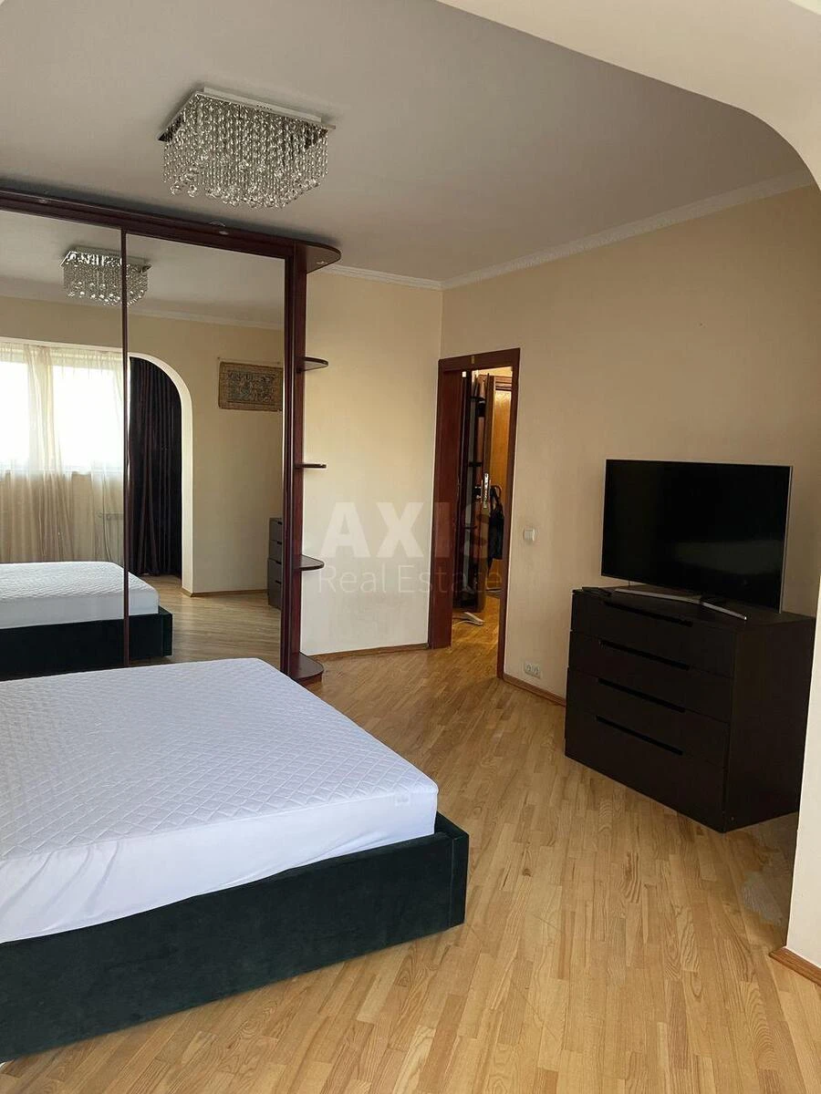 2k apartment vul. Urlivs'ka 666674