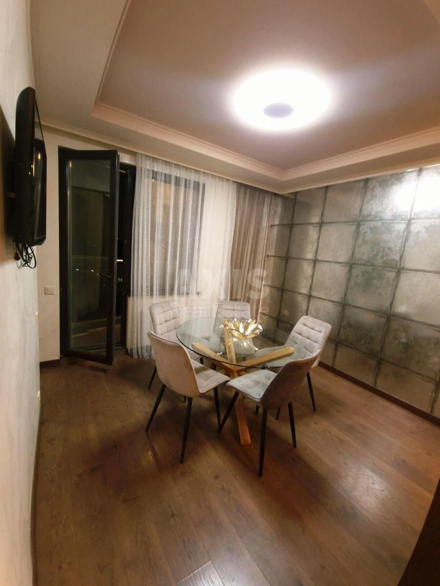2к квартира пр-т Голосеевский 60695355