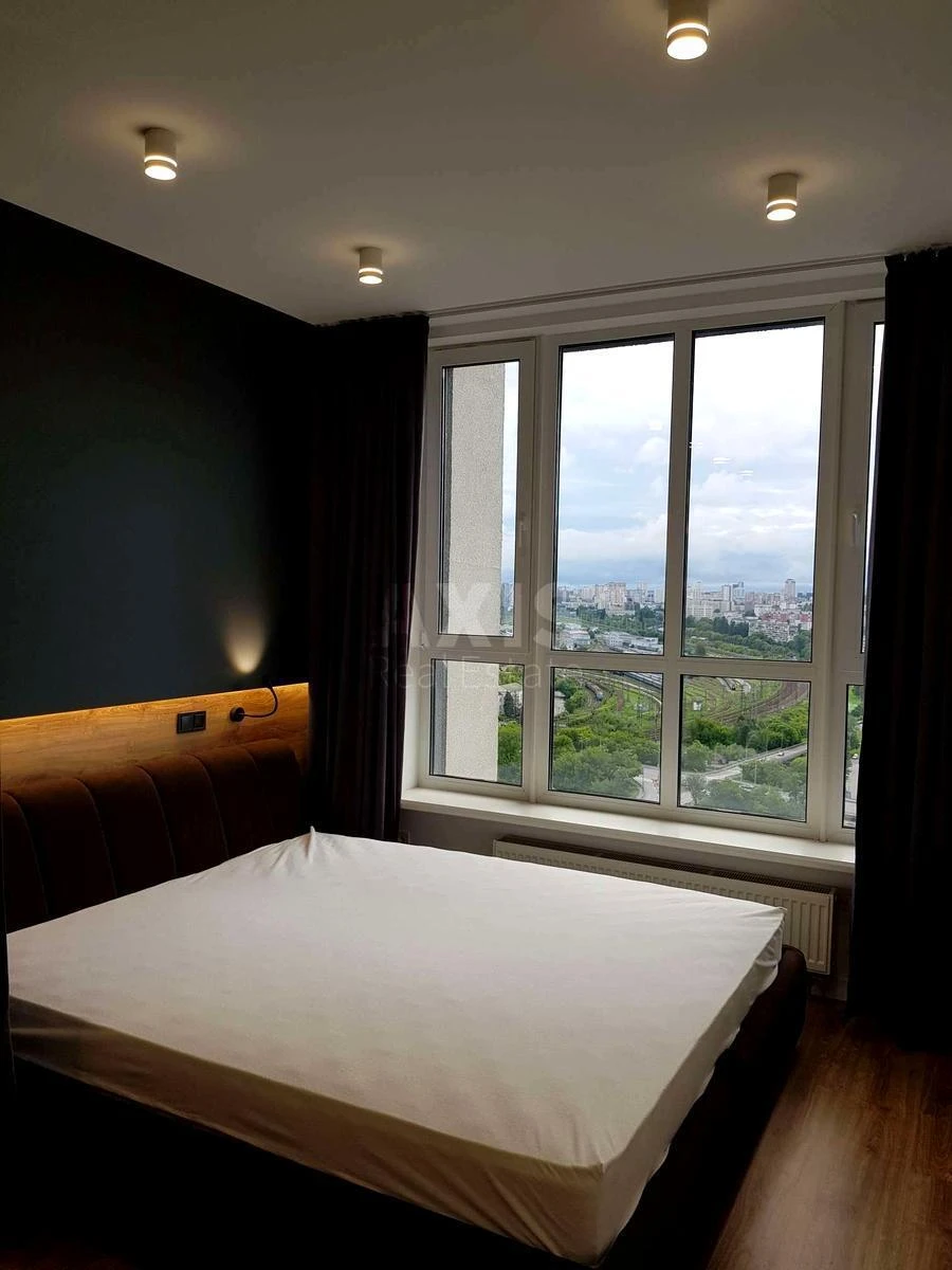 1k apartment pr-t Berestejskij 5Б648267