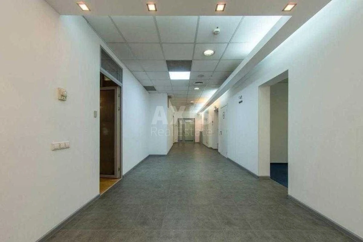Office vul. Velyka Vasyl'kivs'ka 77А, 495m26714812