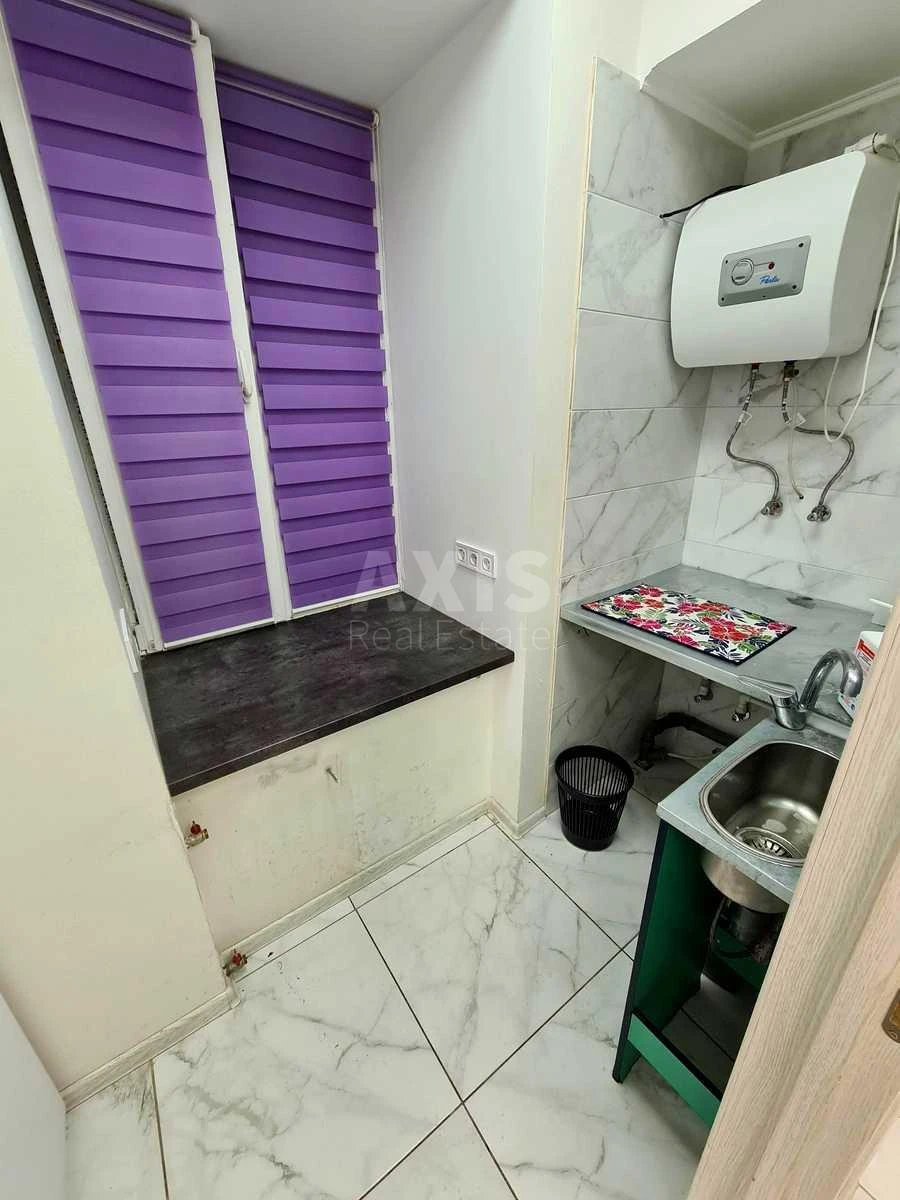 Офис ул. Малая Житомирская 20Г, 51м27169912