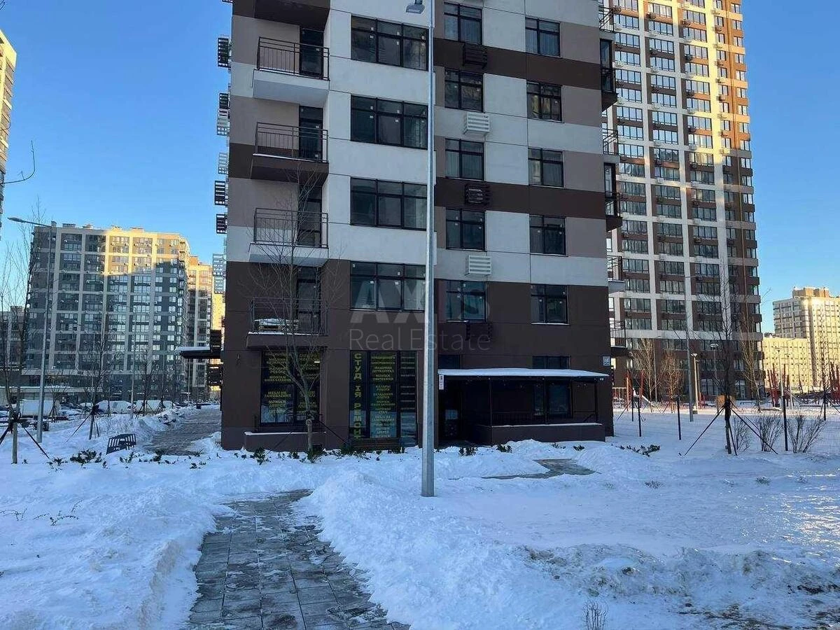 Объект сервиса ул. Александра Олеся 7, 69м2651990