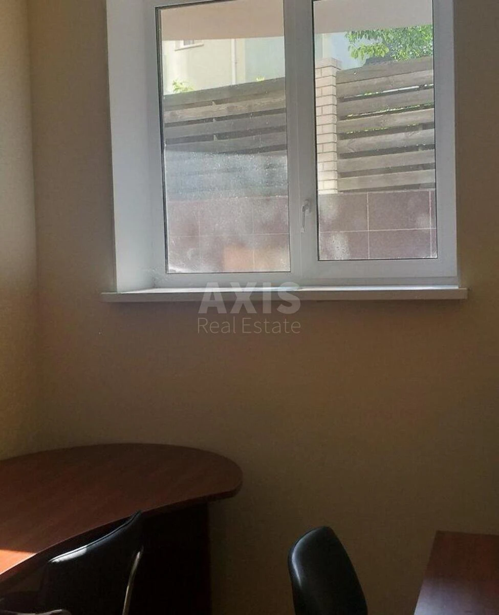 Офис ул. Волошковая 1, 50м2652649