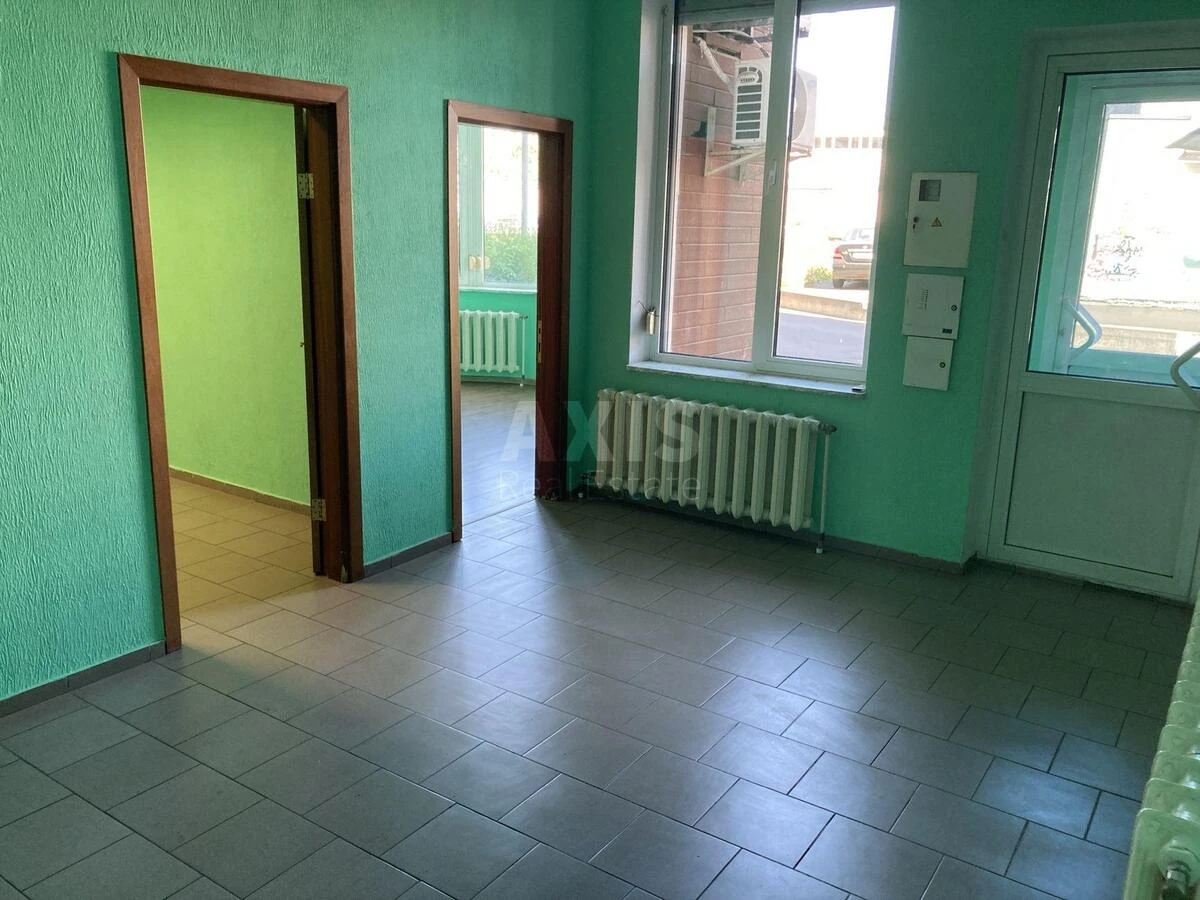 Office vul. Sverstjuka Jevgena 52В, 75m2685305
