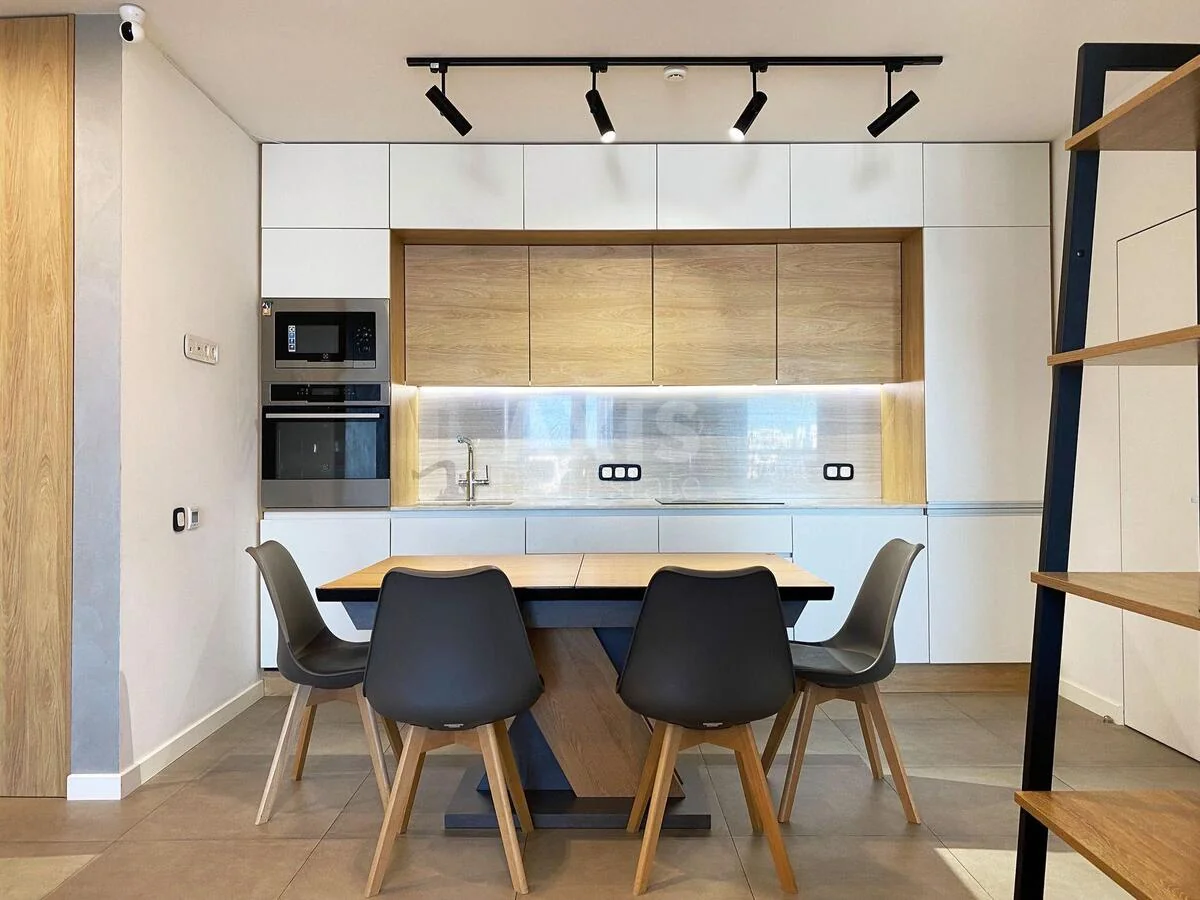 2k apartment vul. Dragomanova 2Б