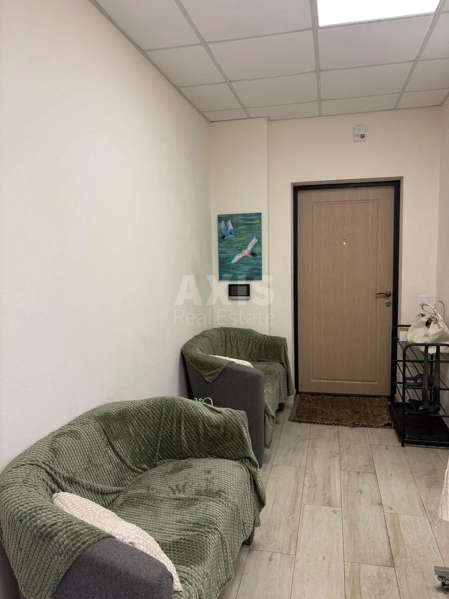 3k apartment pr-t Berestejskij 90/16854215