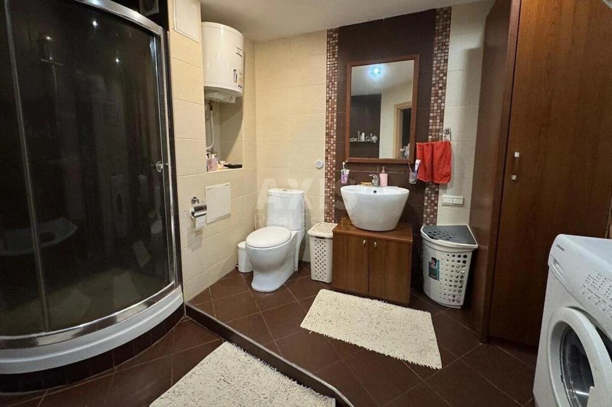 2k apartment vul. Levka Lukyanenka 15Г654168