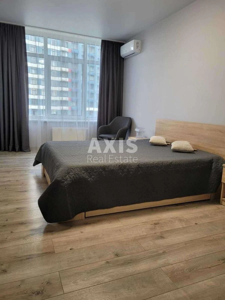 1k apartment vul. Sverstjuka Jevgena 4289471