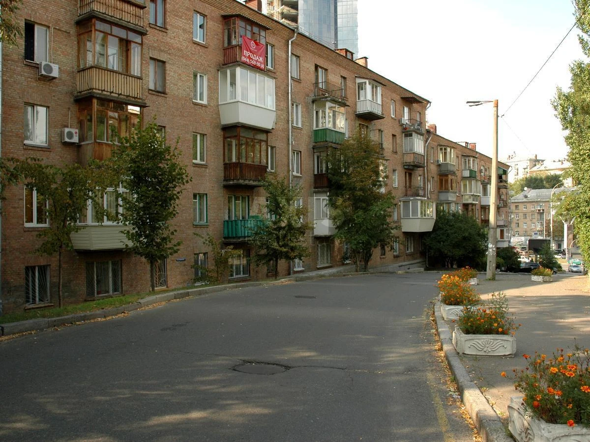 2к квартира ул. Госпитальная 27039719