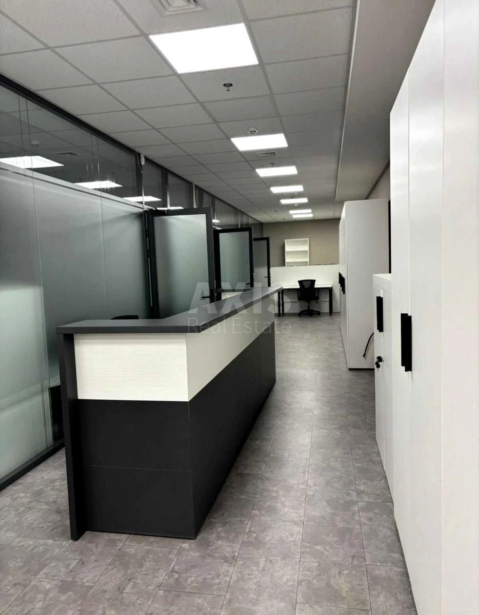 Office vul. Lypkivs'kogo Vasylja Mytropolyta 14/18, 250m27049215